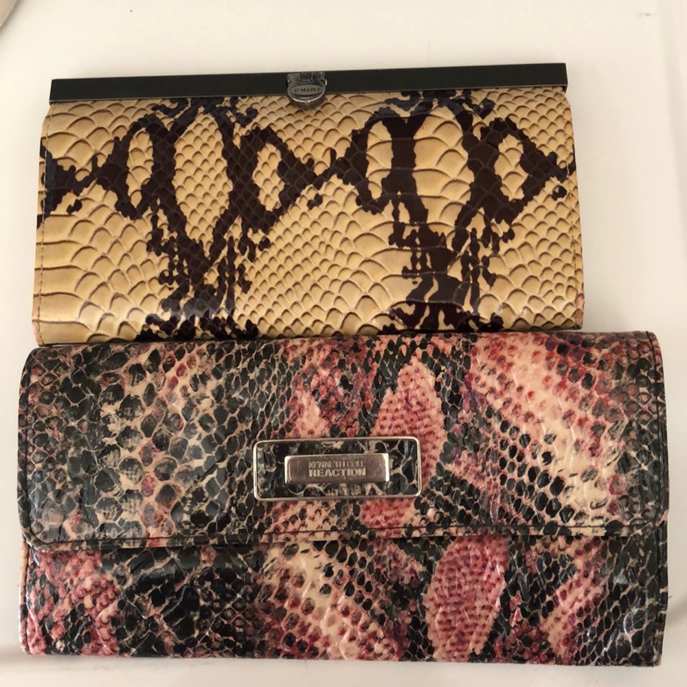 Bundle of wallets Kenneth Cole & 47 Maple